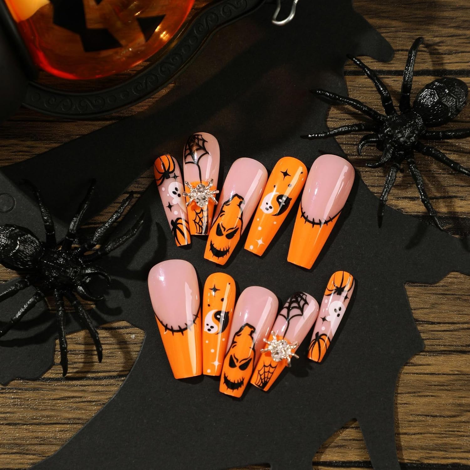 Kit de 24 Faux Ongles Halloween – Acrylique, Formes Amande, Ballerine, Citrouille, Chauve-Souris, Fantôme et Araignée 🎃👻🕷️ Yiwu Ruijia Auto Supplies Co., Ltd.