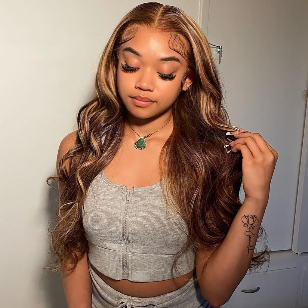 Perruque Lace Closure 4x4 Cheveux Humains Ondulés – Highlights P427, 150% Densité 💇♀️✨ Yiwu Ruijia Auto Supplies Co., Ltd.