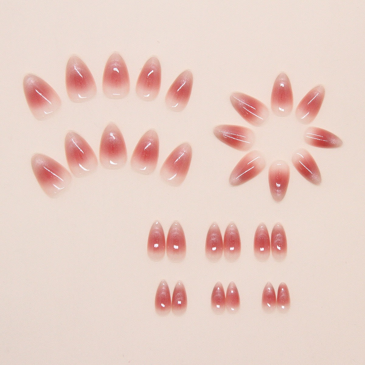 30 Faux Ongles Courts Amande – Teinte Glacée Transparente, French &amp; Pailletée 💅✨ Yiwu Ruijia Auto Supplies Co., Ltd.