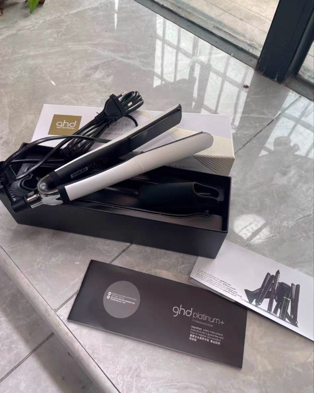 Lisseur 3 en 1 Céramique – Lisser, Boucler & Donner du Volume Yiwu Ruijia Auto Supplies Co., Ltd.