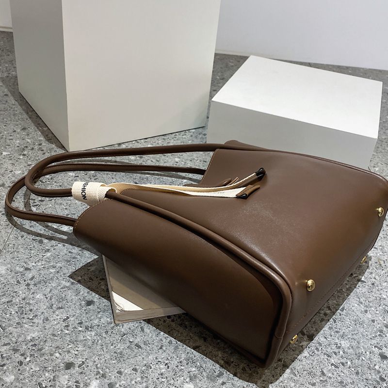 Sac à Main Femme Velours Côtelé – Double Bandoulière, Compartiments &amp; Style Trendy 👜✨ Yiwu Ruijia Auto Supplies Co., Ltd.