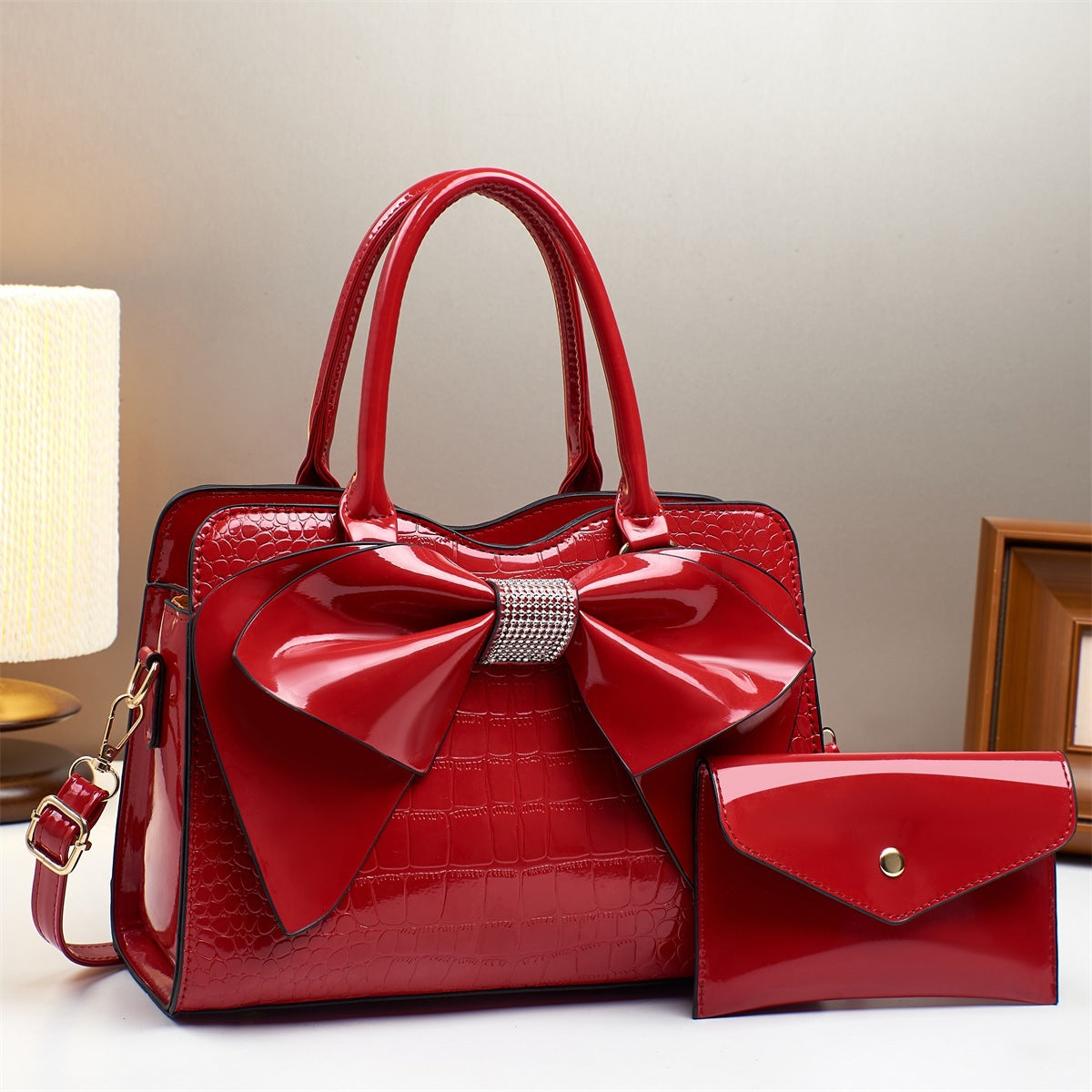 Fashionable Crocodile-Print Bow Bucket Bag Patent Leather Glossy Crossbody Bag Yiwu Ruijia Auto Supplies Co., Ltd.