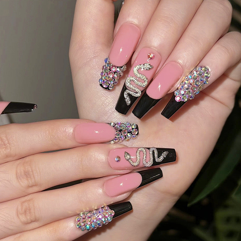 💅 24PCS Faux Ongles Effet Serpent Diamant – Style Long Carré Glamour Yiwu Ruijia Auto Supplies Co., Ltd.