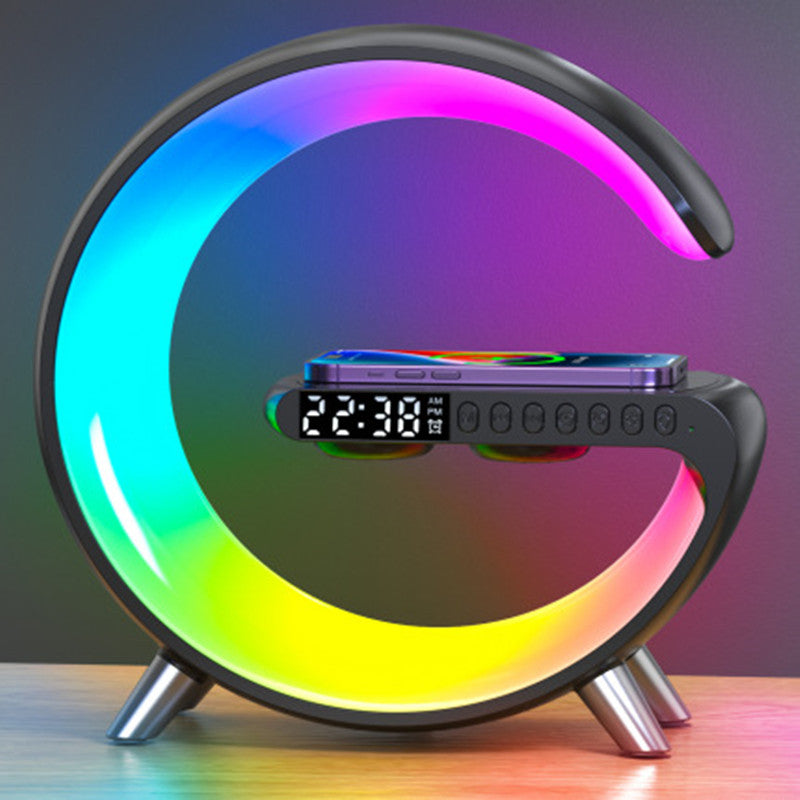 Lampe LED intelligente G avec haut-parleur Bluetooth et chargeur sans fil – Contrôle via application Yiwu Ruijia Auto Supplies Co., Ltd.